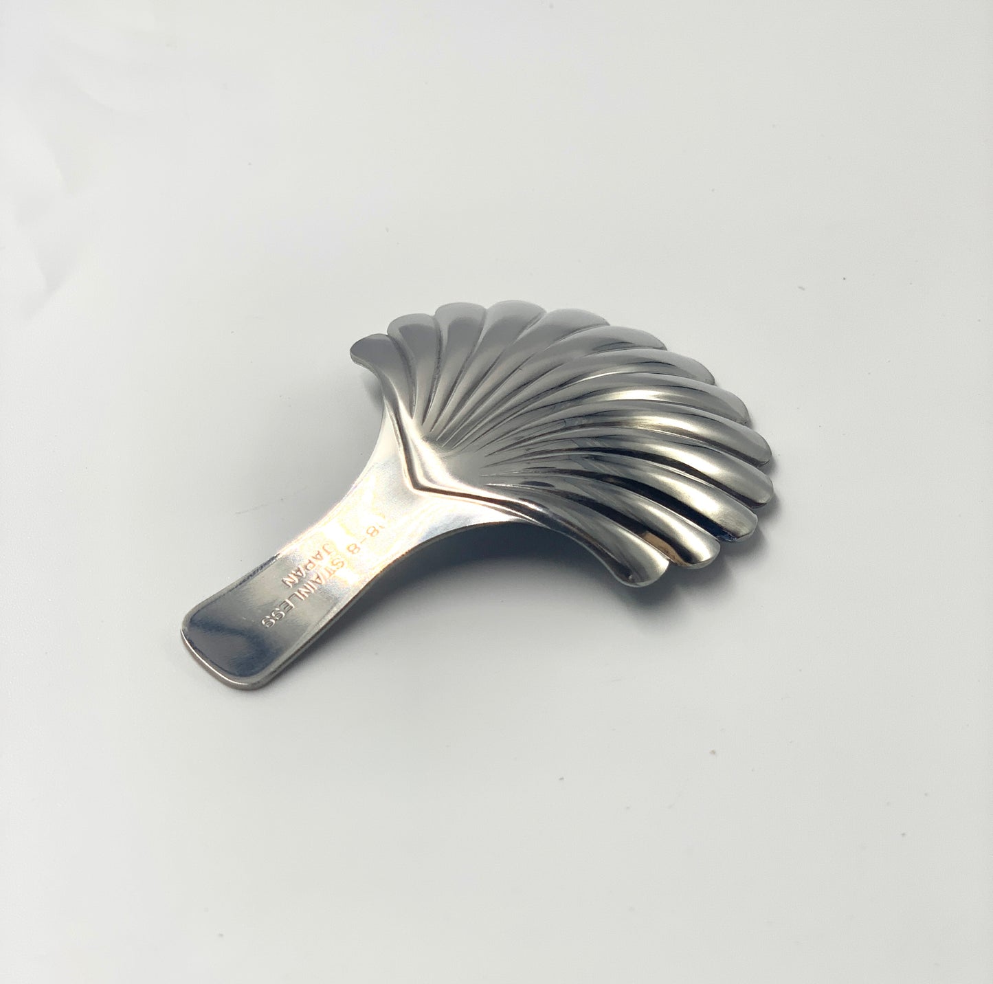 Seashell Tea Scoop